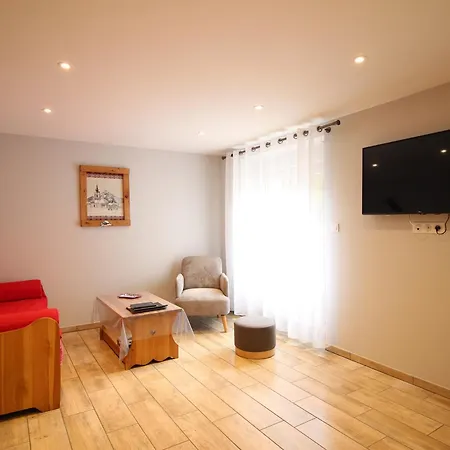 T2 Au Mont-dore, Parking Privatif, Proche Thermes, Classe 2 Etoiles - 4 Couchages - Fr-1-415-124 *